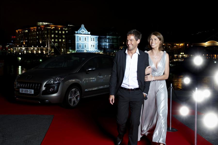  Peugeot 3008 2010 года  (фото 111 из 148)